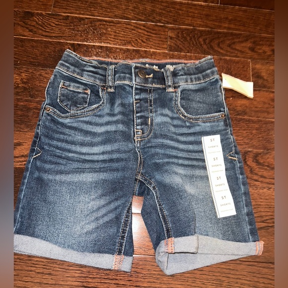 Cat & Jack Other - Cat & Jack NWT Boys denim jean shorts, Size 5T